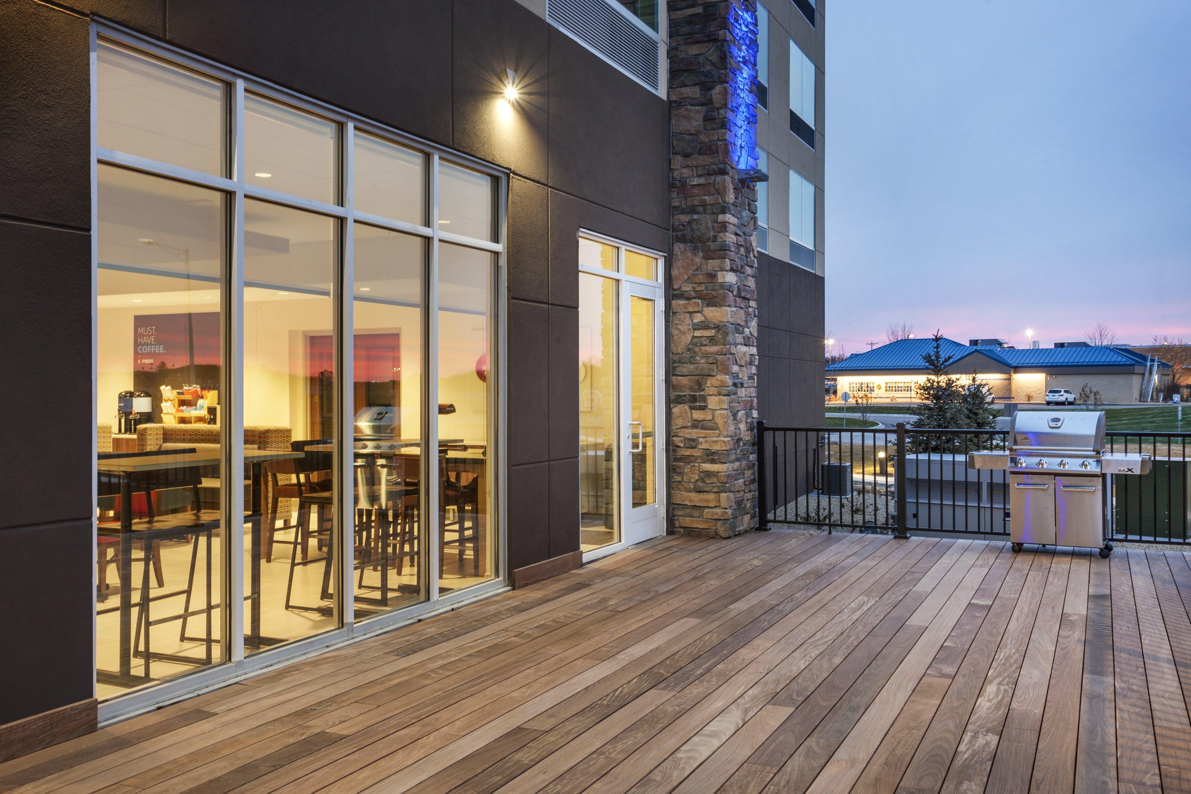 Holiday Inn Express & Suites - Hudson I-94 By Ihg Eksteriør bilde